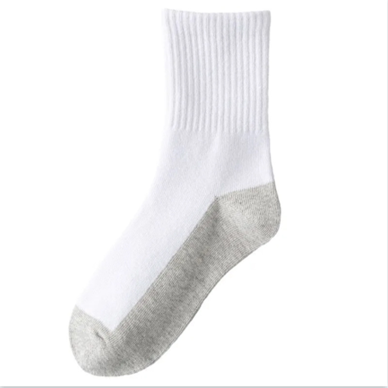 Detské ponožky z bavlny, stredne dĺžky, nasiakajúce pot, antibakteriálne a s kontrolou zápachu