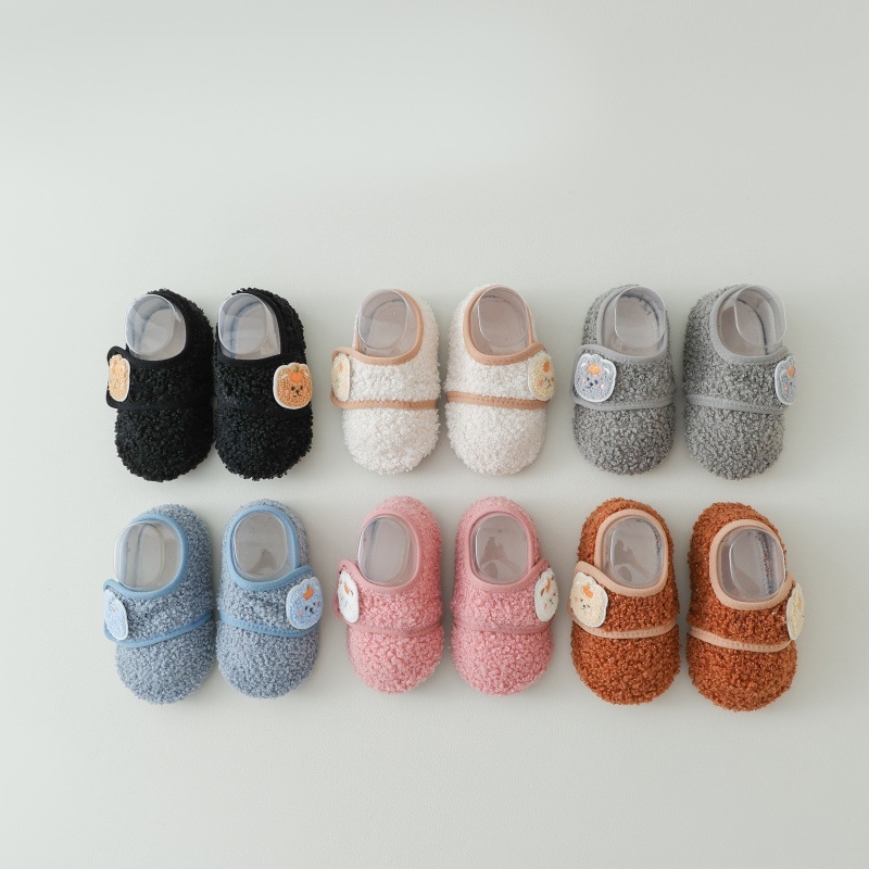 Dječje podne čarape, debele i tople, protuklizne s Velcro zatvaračem, uzorak karikatura, poliester vlakno (85% poliester).