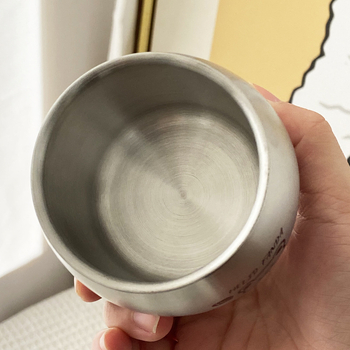 Vaikų nerūdijančio plieno vandens puodelis su karikatūriniu dizainu, dviejų sluoksnių sienelėmis, apsauga nuo nudegimų, atspari kritimui