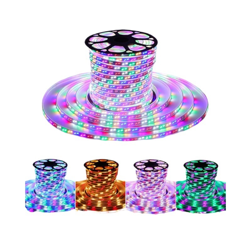 LED-szalag hét színű változó vízfolyás-effektussal KTV beltéri és kültéri reklámplakátokhoz; IP65; több színben állítható fényhő; LED-chip Xinguang Weibei; teljesítmény 5–10W; CRI 80–89; CE tanúsítvány.