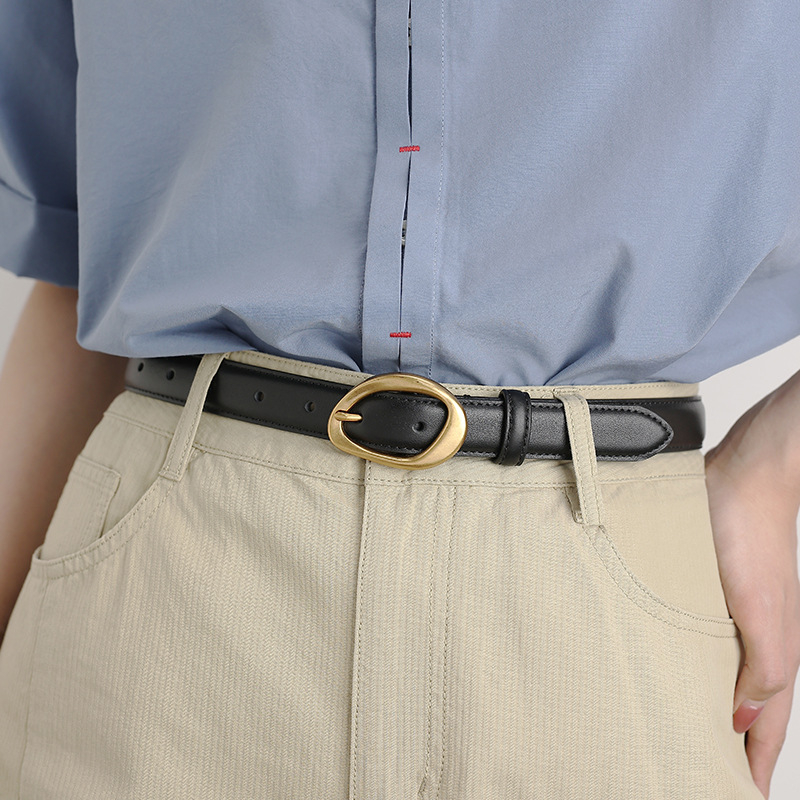 Curea pentru femei din piele naturală, cataramă cu cui - Piele de vițel, prim strat, lățime 2-4 cm