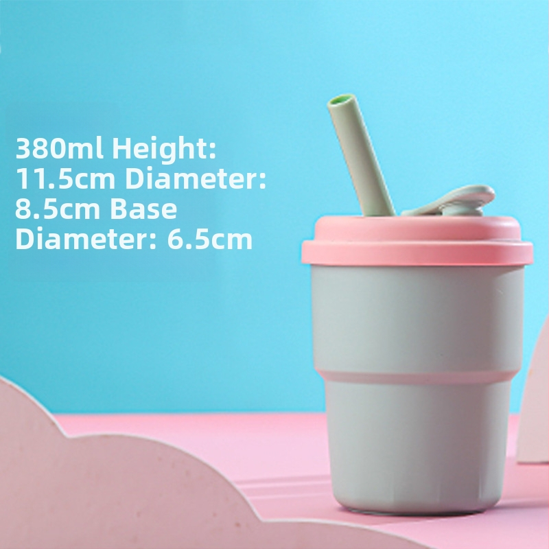 Vaikų gėrimų puodelis su silikonine šiaudeliu, plastmasinis, animacinio stiliaus, atsparus kritimui