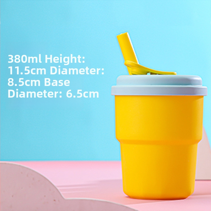 Vaikų gėrimų puodelis su silikonine šiaudeliu, plastmasinis, animacinio stiliaus, atsparus kritimui