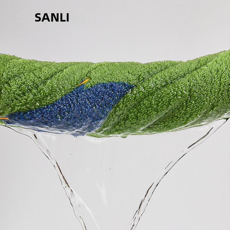 Sanli laste karikatüüriline ruutnäorätik, puuvillane, 32s lõng, džakard-kude, vee imendumine 5–10 s