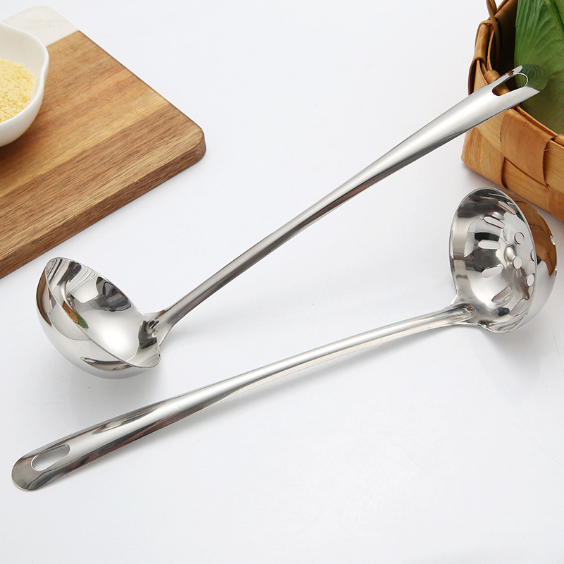 Nerūdijančio plieno šaukštas karšto puodo filtravimui – profesionaliam virtuvės naudojimui, su įspaustu logotipu, pritaikytas apdorojimas, veidrodinis poliravimas