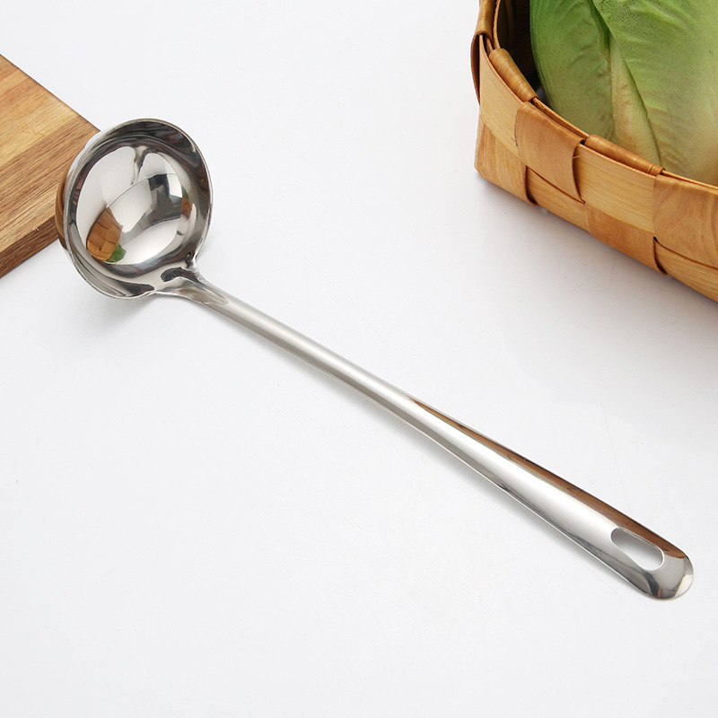 Nerūdijančio plieno šaukštas karšto puodo filtravimui – profesionaliam virtuvės naudojimui, su įspaustu logotipu, pritaikytas apdorojimas, veidrodinis poliravimas
