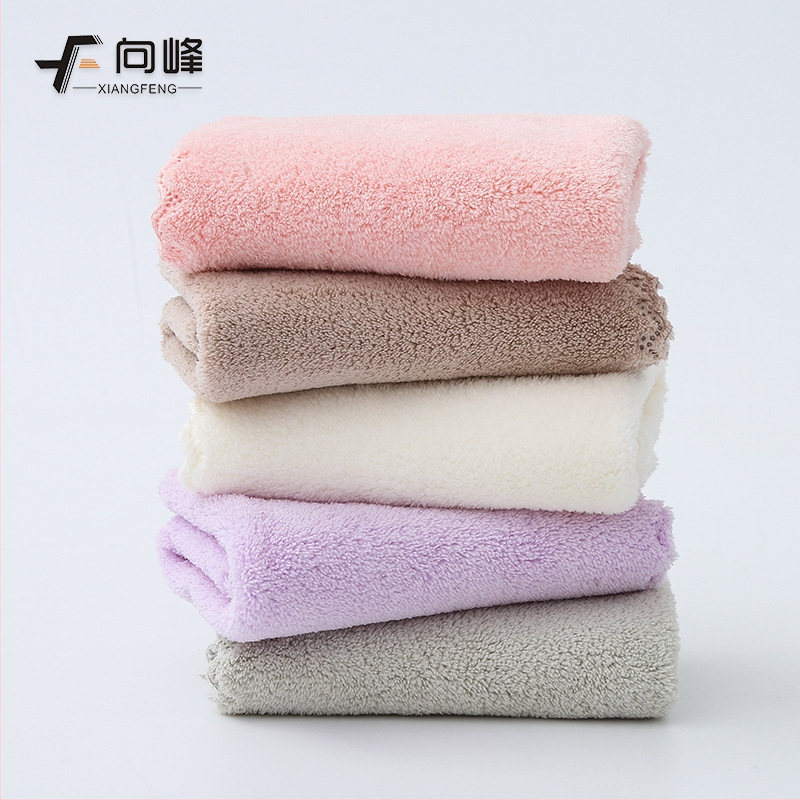 Vaiko kvadratinis rankšluostis, koralinis plišas, mišrių siūlų, Wendy prekės ženklas, vandens sugėrimo laikas 0-5 s