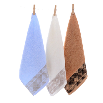 Medvilninis kvadratinis rankšluostis, 32S siūlai, Jacquard audinys, 0-5 s absorbcija, logotipo spausdinimas galimas