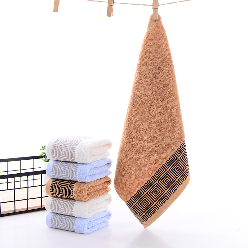 Medvilninis kvadratinis rankšluostis, 32S siūlai, Jacquard audinys, 0-5 s absorbcija, logotipo spausdinimas galimas