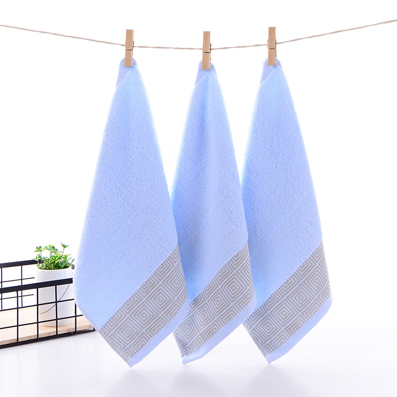 Medvilninis kvadratinis rankšluostis, 32S siūlai, Jacquard audinys, 0-5 s absorbcija, logotipo spausdinimas galimas