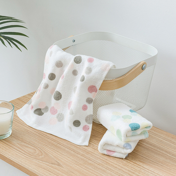 Dječji ručnik od pamuka, jacquard tkanina, izrezani pile, mekan i upija; 32 niti, težina 50–80 g