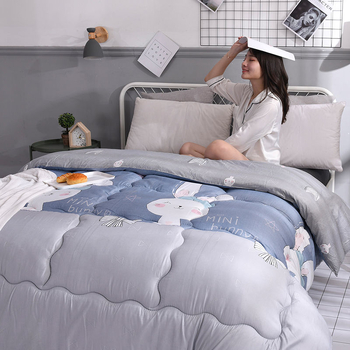 Antklodė su Silk Cotton užpildais, sintetinių pluoštų audinys, 1.5 kg, pavasaris-ruduo, siūta ir siuvama