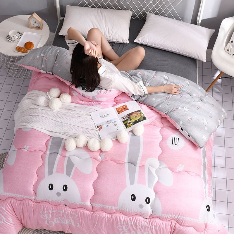 Antklodė su Silk Cotton užpildais, sintetinių pluoštų audinys, 1.5 kg, pavasaris-ruduo, siūta ir siuvama