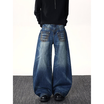 Blugi bărbați din bumbac, cu buzunare brodate, croială largă, lungime până la podea, nasturi pe față