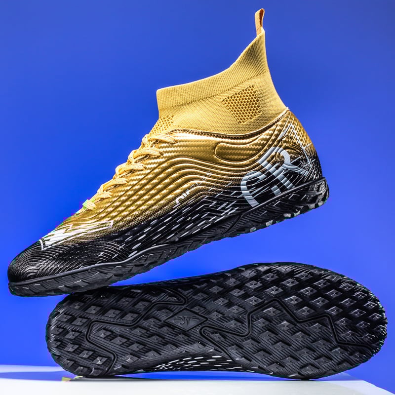 Futbolo bateliai su aukštu viršumi, ilgomis smeigėmis, viršutė iš sintetinės odos, neslystanti guma padas, tinka natūraliai ir dirbtinei žolei