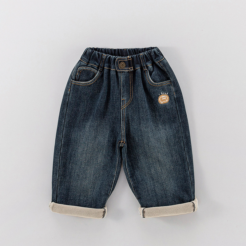 Vaikų storas megztinis su ilgomis rankovėmis ir apvaliu kaklu, žiemos kolekcija 2025, korėjietiškas stilius, tinka vaikams nuo 3 iki 8 metų, raštai: gyvūnai, raidės, abstraktūs