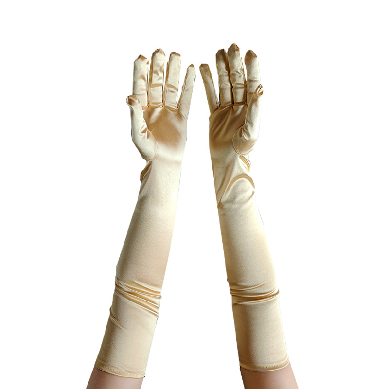 Γάντια σατέν – γυναικεία, κομψά διακοσμητικά αξεσουάρ για όλες τις εποχές