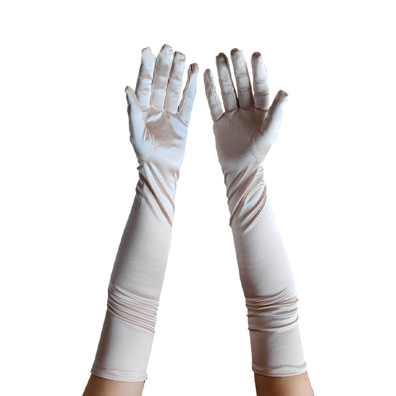 Γάντια σατέν – γυναικεία, κομψά διακοσμητικά αξεσουάρ για όλες τις εποχές