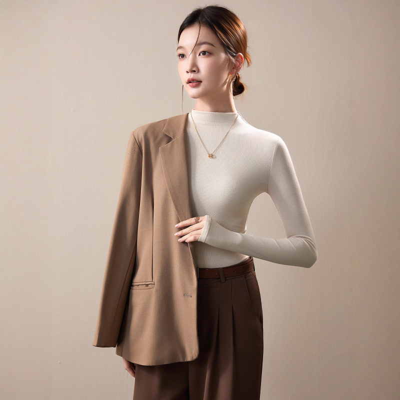 Ženska majica s visokim ovratnikom, dugim rukavima, slim fit, pulover stil; modal-viskozni spoj s spandeksom <30%