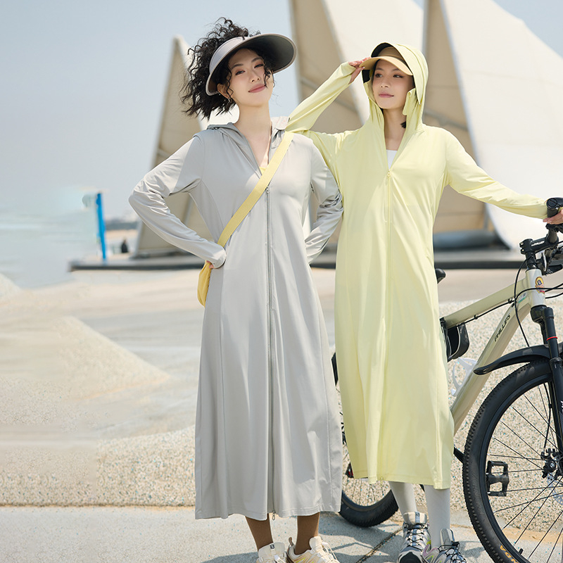 Ženska duga UV-zaštitna jakna, prozračna, brzo se suši, s kapuljačom, tkanina 88% najlon / 12% elastan