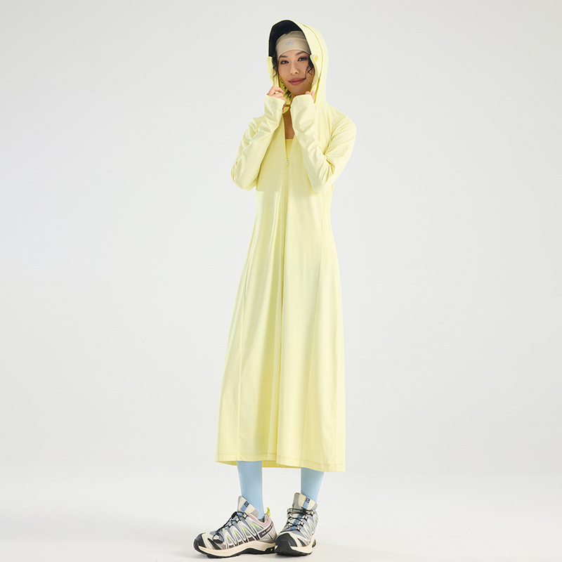 Ženska duga UV-zaštitna jakna, prozračna, brzo se suši, s kapuljačom, tkanina 88% najlon / 12% elastan