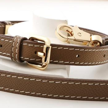 Pečių diržas maišui, tikra oda, pirmo sluoksnio veršienos oda, vieno tono dizainas, 2024 m. pavasaris