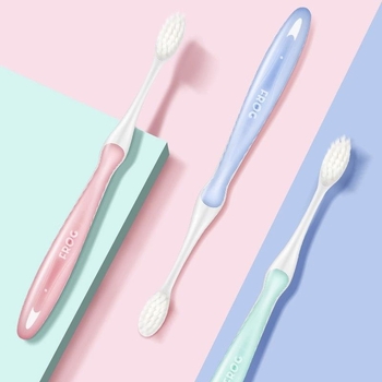 Rankinė dantų šepetėlis Frog QT971, 2 vnt. rinkinys, bendram valymui.