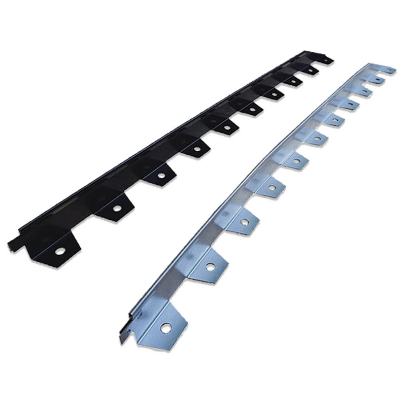 Λωρίδα απομόνωσης γρασιδιού και λίθων από ανοξείδωτο χάλυβα — καμπύλη περιμετρική ζώνη κήπου για γκαζόν και παρτέρια