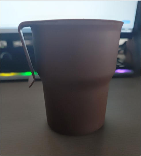 Auto jookide hoidja – universaalne mudel, PP materjal, auto peale kinnitatav, kaasaskantav jookide hoidja