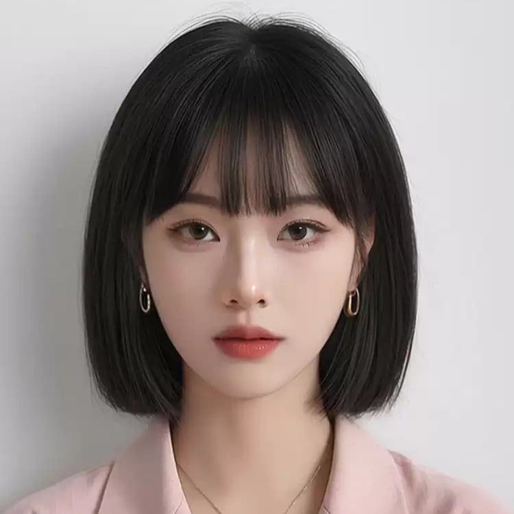 Perucă pentru femei — cap complet, aspect natural, bob scurt, realizată manual, fibre rezistente la temperaturi înalte