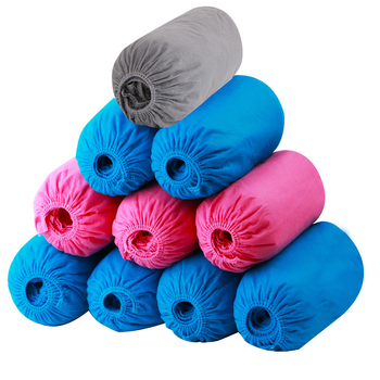 Vienkartiniai avalynės uždangalai vidaus naudojimui, stori, neslidūs, iš neaustų medžiagų, galima logotipo spauda, universalus naudojimas