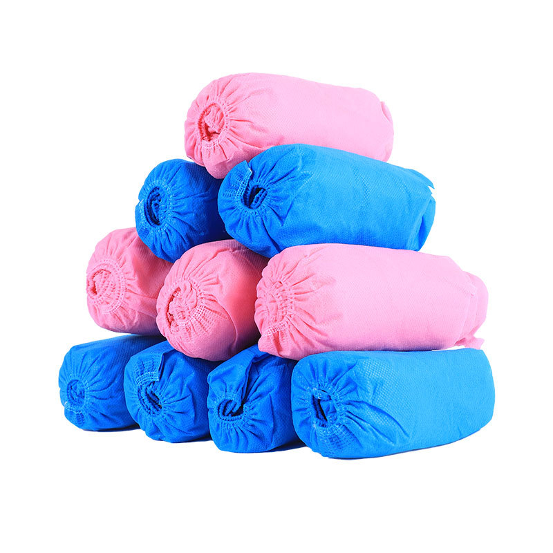 Vienkartiniai avalynės uždangalai vidaus naudojimui, stori, neslidūs, iš neaustų medžiagų, galima logotipo spauda, universalus naudojimas