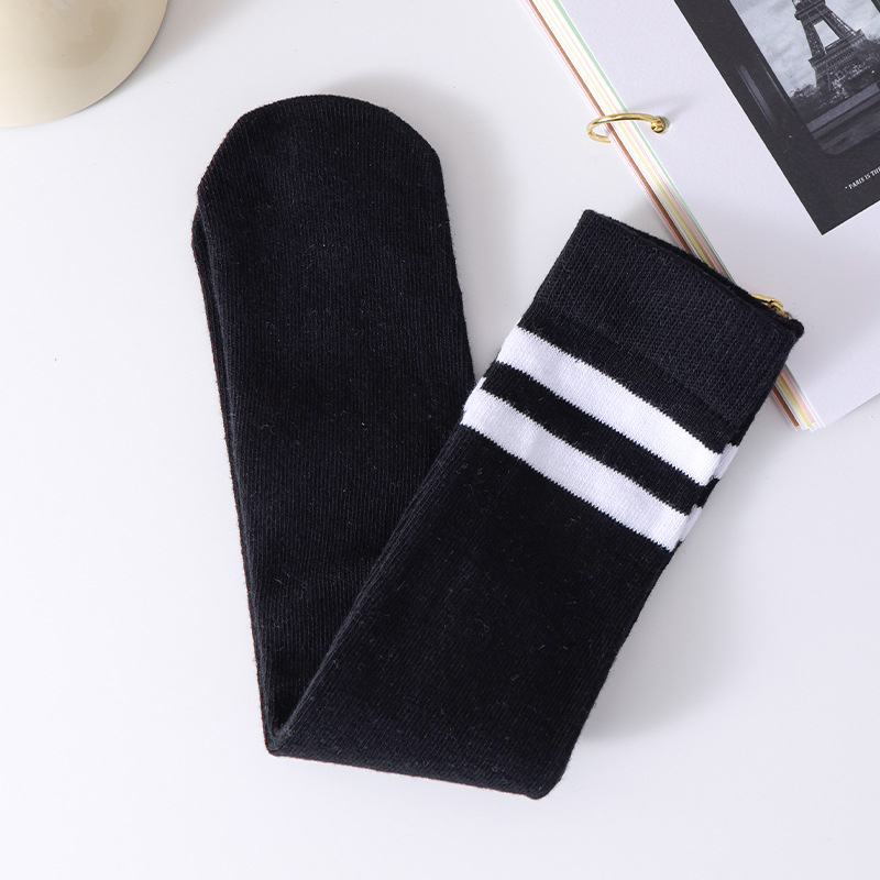 Nubi elf gyerek hosszú cső zokni – csíkos és egyszínű mintával, 80% pamut, közepes vastagság, nedvszívó