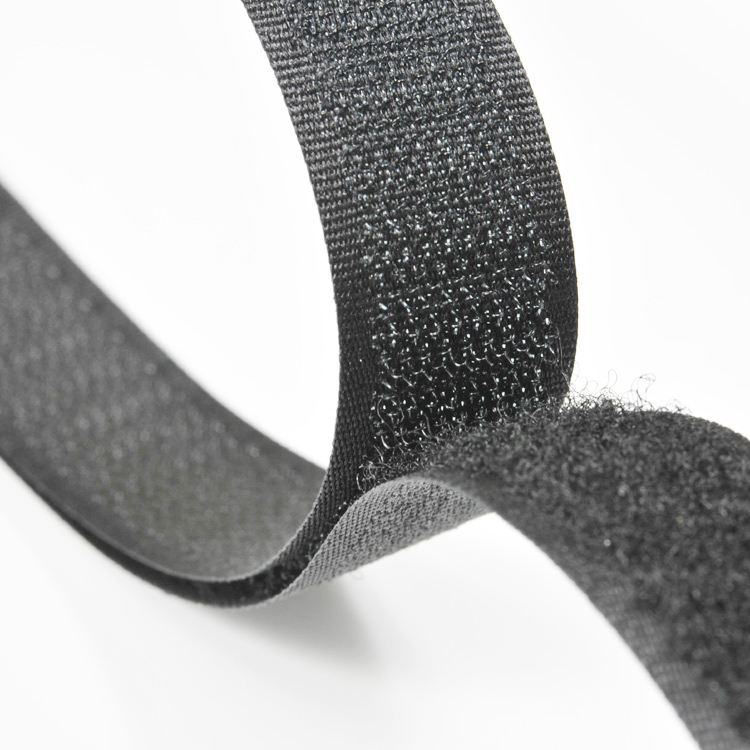 Navlaka za skije s Velcro zatvaračem i samoljepljivom trakom, mješavina poliestera i najlona