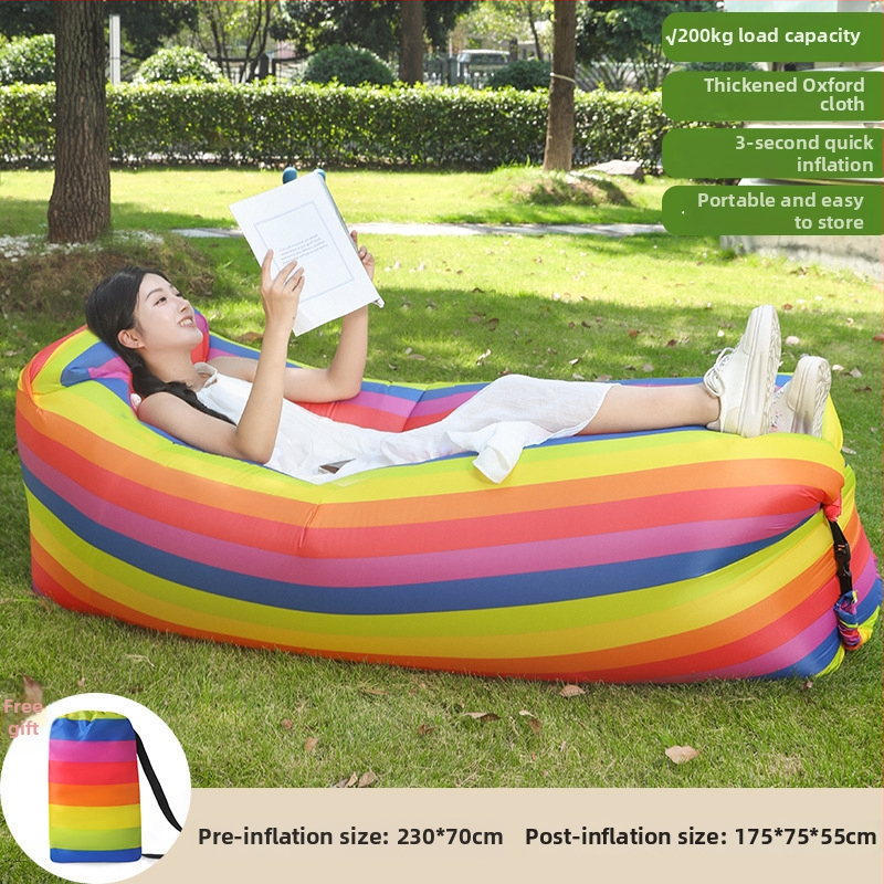 Väliskasutuseks kaasaskantav kokkupandav õhupuhutav diivanvoodi; polüestri pind; kaal 0,8 kg; maksimaalne koormus 150 kg