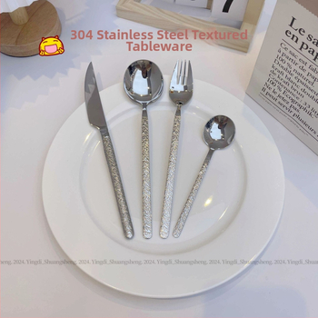 304 nerūdijančio plieno peiliai, šaukštai ir šakutės komplektas su akmens tekstūra, Europos stilius, tvirti rankenos, įtrauktas desertinis šaukštas