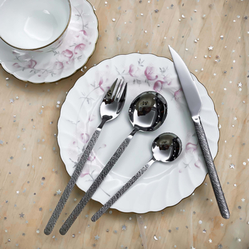 304 nerūdijančio plieno peiliai, šaukštai ir šakutės komplektas su akmens tekstūra, Europos stilius, tvirti rankenos, įtrauktas desertinis šaukštas