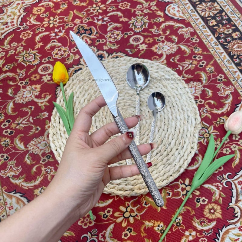 304 nerūdijančio plieno peiliai, šaukštai ir šakutės komplektas su akmens tekstūra, Europos stilius, tvirti rankenos, įtrauktas desertinis šaukštas