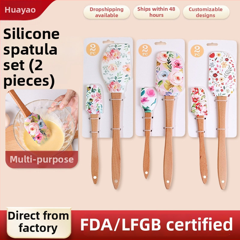 Silikoninių spatulių rinkinys su medinėmis rankenomis kepimui