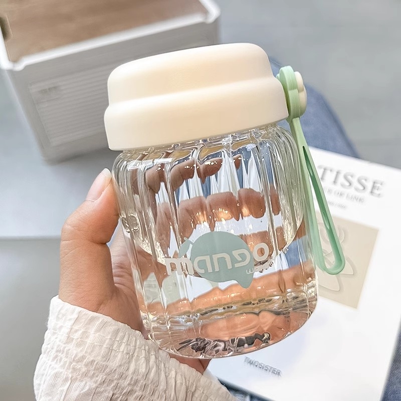 Japonų stiliaus borosilikatinio stiklo pusryčių puodelis su dangteliu, atsparus aukštai temperatūrai, nešiojamas