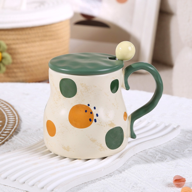 Keraminis puodelis su dangteliu ir šaukšteliu – netaisyklingos formos, porcelianas, trijų dalių rinkinys, pritaikomas