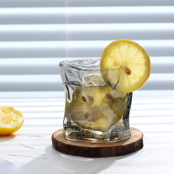 Kavos puodelis, aukštos borosilikatinio stiklo, nestandartinės formos, vienos sienos konstrukcija, be rankenos, tinkamas barui