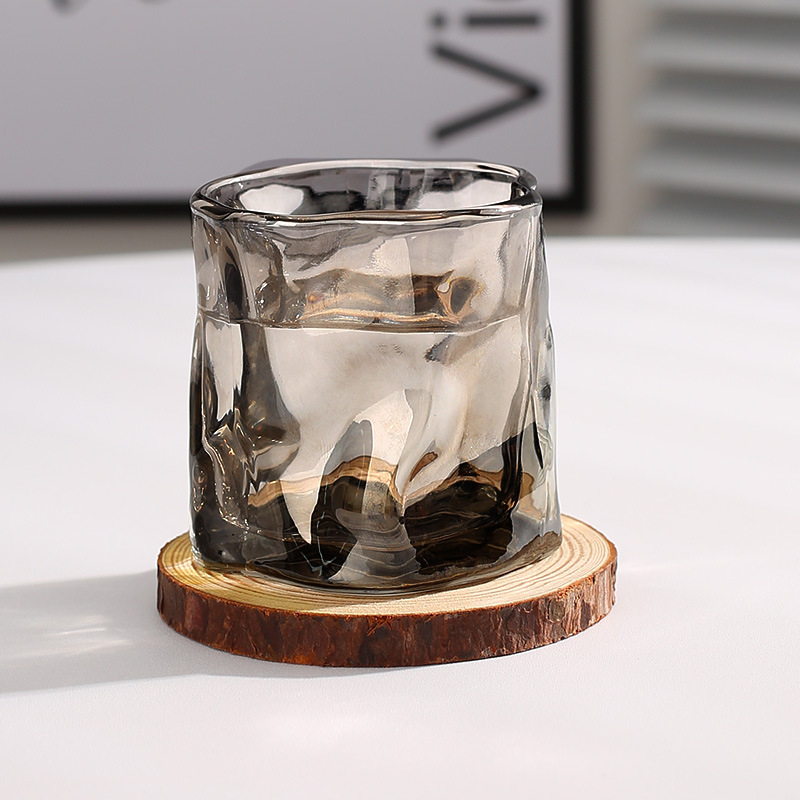 Kavos puodelis, aukštos borosilikatinio stiklo, nestandartinės formos, vienos sienos konstrukcija, be rankenos, tinkamas barui