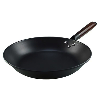 Nitriduota plokšči kepimo keptuvė iš plono geležies, vieno dugno, tinkama dujinei ir indukcinei viryklei, 1–3 kg