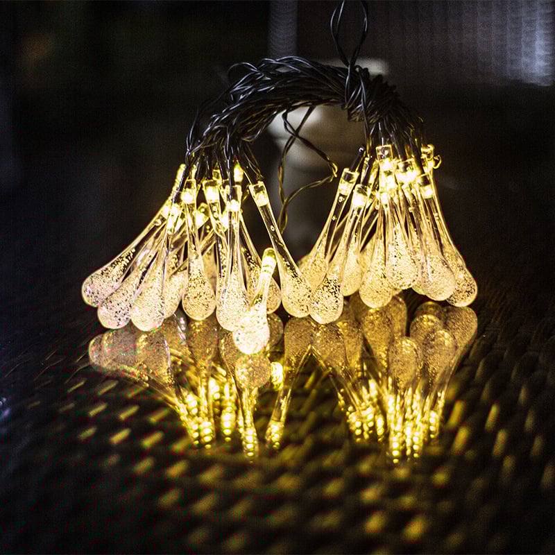 Sodo LED grandinių žibintai su saulės energija, vandens lašų forma, IP44 atsparus vandeniui, 0,06W kiekvienai LED, įėjimo įtampa ≤36V, maitinimas: saulės energija/USB/baterija, CE