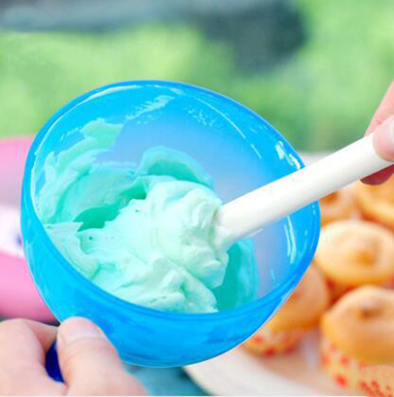 Journalists virtuvės dekoravimo rinkinys glazūrų dažymui su dažymo indeliais ir maišymo įrankiais — logotipas spausdinamas, pritaikymas, privatūs ženklai, šiuolaikiškas minimalistinis stilius