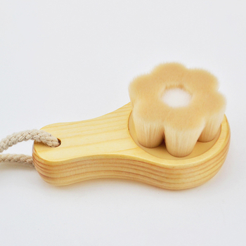 Perie de curățare facială manuală cu mâner din lemn în formă de prune, peri moi, pentru curățare profundă a porilor și eliminarea punctelor negre