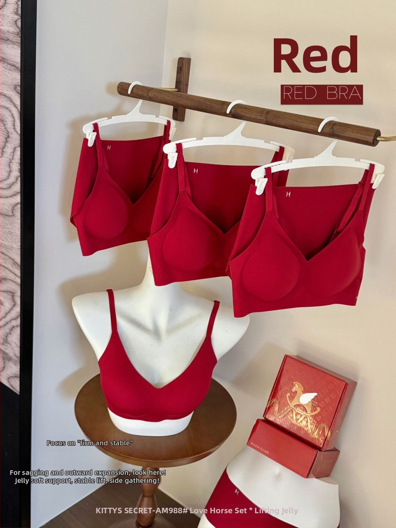 Set sutiene, fără cusături, cupe 3/4, forme subțiri, bretele fixe, închidere la spate cu patru rânduri de cârlige