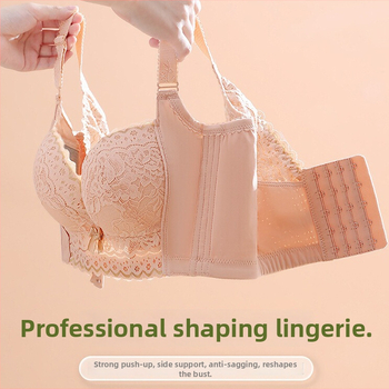 Nėrinių liemenėlė su 3/4 kuprais, formuojanti siluetą (viršus plonas, apačia storesnė), fiksuotos dvigubos peties dirželiai, nugaros penkių kabliukų užsegimas