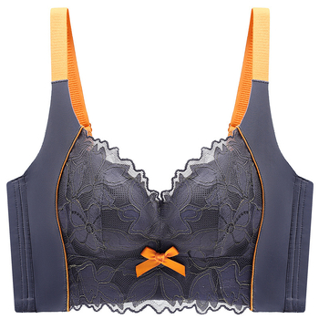 Grudnjak s košaricama 3/4, košarice oblikovane (gornje tanke, donje debele), fiksne dvostruke naramenice, stražnje petredno kopčanje